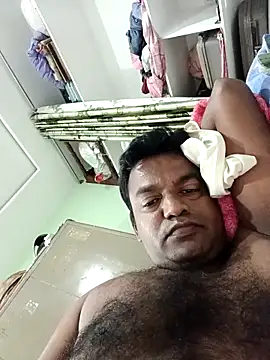 Snapshot of PVNRAO0831 chatting on October 23, 11:35 am PVNRAO0831 online show from October 23, 11:35 am