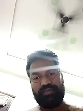 Snapshot of PVNRAO0831 chatting on October 14, 5:20 pm PVNRAO0831 online show from October 14, 5:20 pm