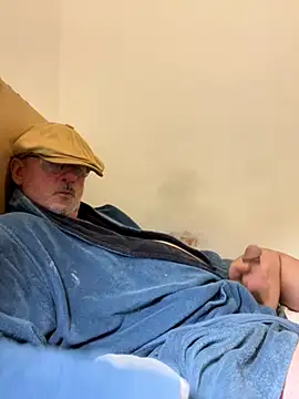 oldenglishguy online show from October 22, 9:29 pm