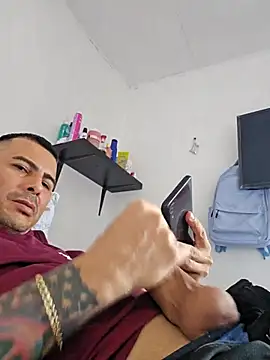 Vini 09 online show from December 13, 8:37 pm