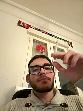 sperakevin98 online show from November 17, 3:42 am