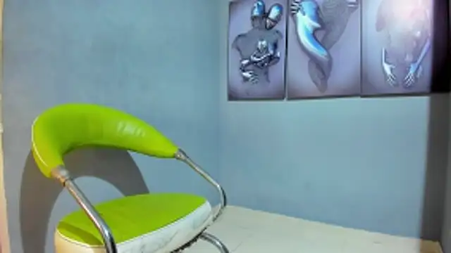 Snapshot of jamiief4 chatting on November 2, 12:37 am jamiief4 online show from November 2, 12:37 am