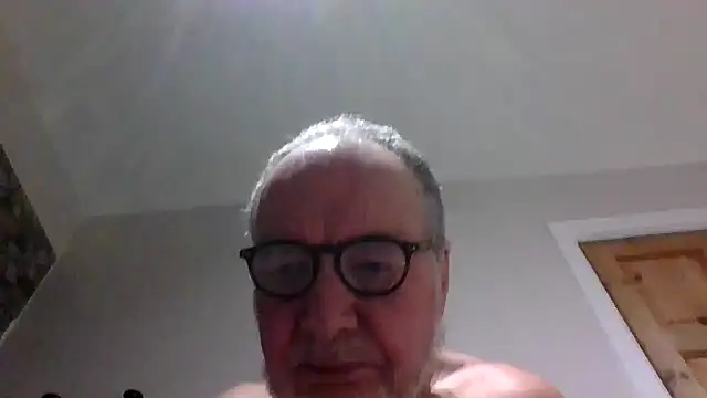 Snapshot of jimmybenido chatting on December 23, 5:22 pm jimmybenido online show from December 23, 5:22 pm
