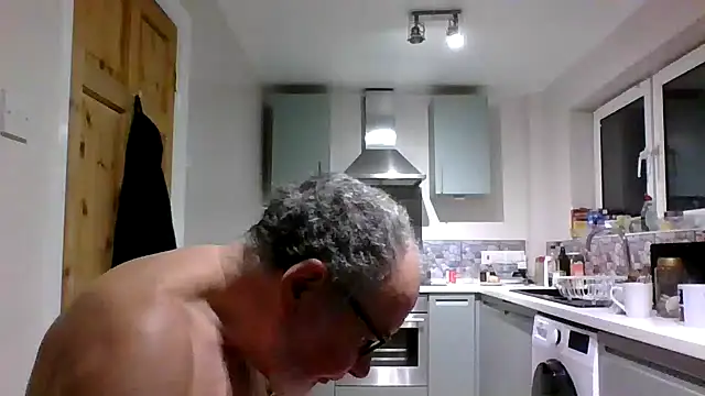 Snapshot of jimmybenido chatting on December 30, 5:13 pm jimmybenido online show from December 30, 5:13 pm