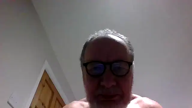 Snapshot of jimmybenido chatting on December 28, 5:25 pm jimmybenido online show from December 28, 5:25 pm