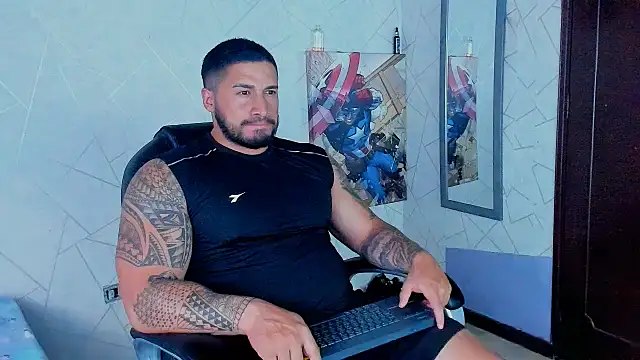 Snapshot of Cristian_Walker chatting on February 1, 10:44 pm Cristian Walker online show from February 1, 10:44 pm