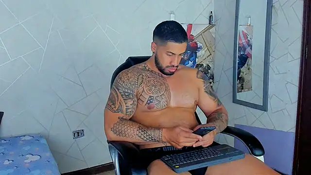 Snapshot of Cristian_Walker chatting on January 31, 11:24 am Cristian Walker online show from January 31, 11:24 am