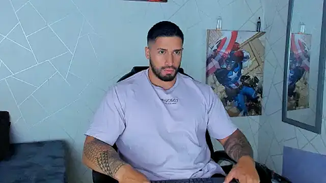 Snapshot of Cristian_Walker chatting on January 15, 12:36 pm Cristian Walker online show from January 15, 12:36 pm