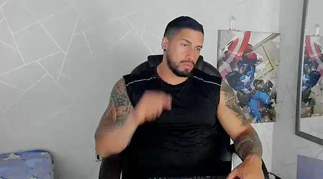 Snapshot of Cristian_Walker chatting on March 3, 10:29 pm Cristian Walker online show from March 3, 10:29 pm