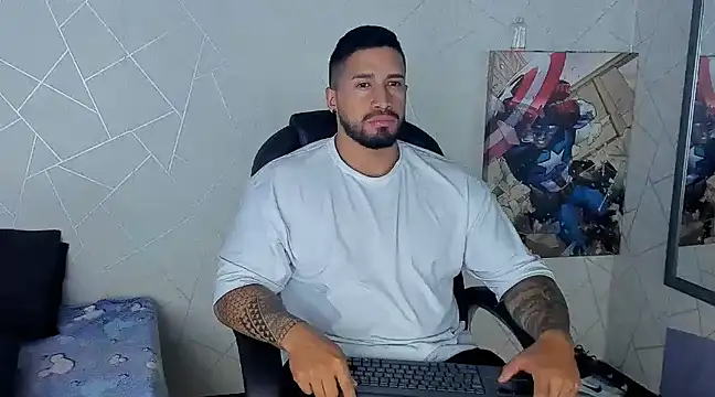 Snapshot of Cristian_Walker chatting on March 17, 12:36 pm Cristian Walker online show from March 17, 12:36 pm