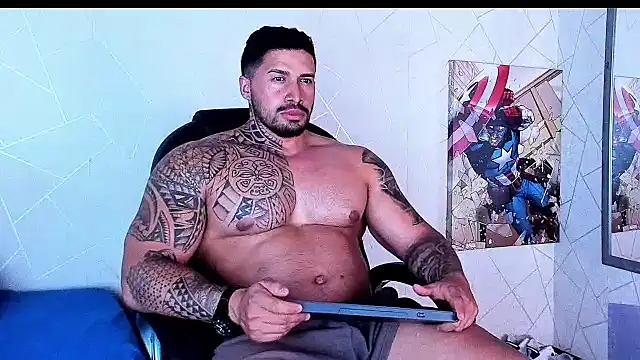 Snapshot of Cristian_Walker chatting on September 23, 3:55 pm Cristian Walker online show from September 23, 3:55 pm