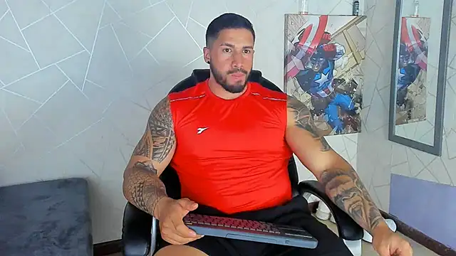 Snapshot of Cristian_Walker chatting on January 25, 10:18 pm Cristian Walker online show from January 25, 10:18 pm