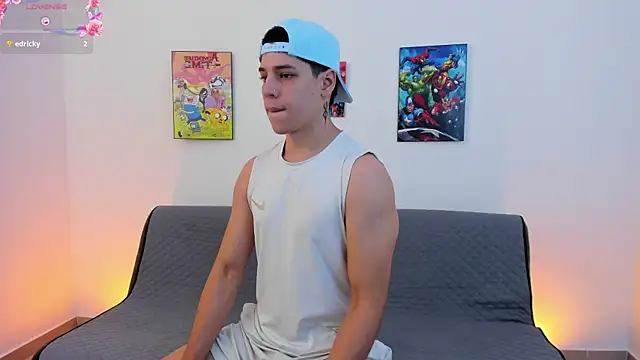 Snapshot of jonathanjoestar_ chatting on October 3, 9:53 pm jonathanjoestar online show from October 3, 9:53 pm