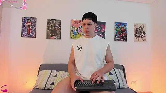 jonathanjoestar  online show from February 24, 9:48 pm