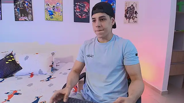 jonathanjoestar  online show from April 8, 8:39 pm