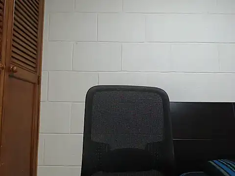 dimitriquiet05 online show from April 7, 3:50 am