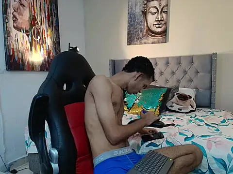 tonny 23cm  online show from November 13, 5:39 pm