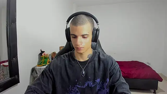 Snapshot of Balo_lovers chatting on March 7, 7:05 pm Balo lovers online show from March 7, 7:05 pm