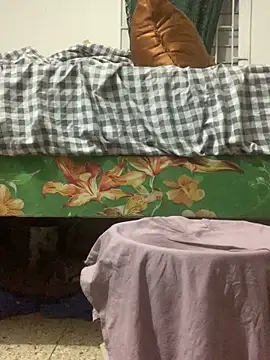 Snapshot of funpharoh1 chatting on October 18, 6:40 am funpharoh1 online show from October 18, 6:40 am