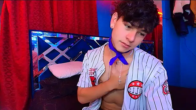 Luke Howland online show from April 22, 6:12 pm