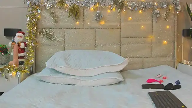 Snapshot of angel_adamx chatting on December 6, 3:19 am angel adamx online show from December 6, 3:19 am