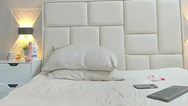 Snapshot of angel_adamx chatting on January 21, 3:06 am angel adamx online show from January 21, 3:06 am