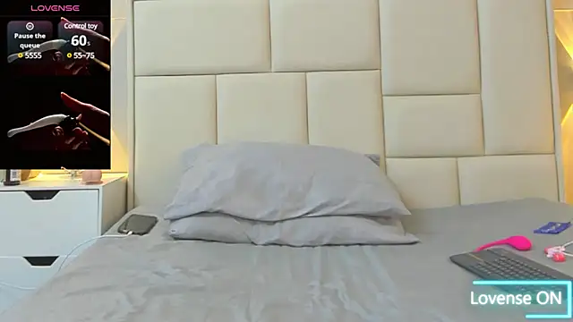 Snapshot of angel_adamx chatting on January 16, 3:12 am angel adamx online show from January 16, 3:12 am