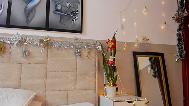 Snapshot of angel_adamx chatting on December 12, 3:10 am angel adamx online show from December 12, 3:10 am