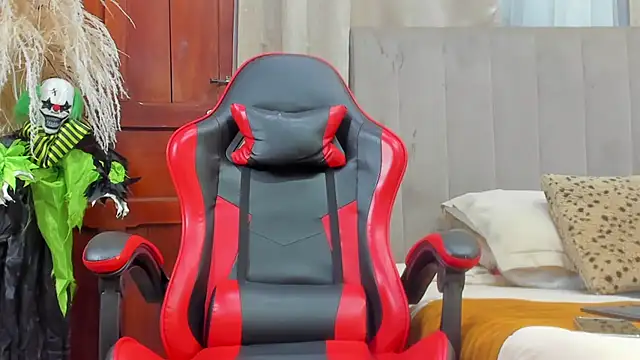 Snapshot of angel_adamx chatting on October 24, 3:30 am angel adamx online show from October 24, 3:30 am