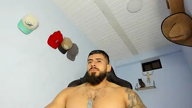 Snapshot of _Poseidon1_ chatting on October 24, 5:09 am Poseidon1 online show from October 24, 5:09 am