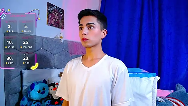 OwenBluee online show from October 28, 2:47 am