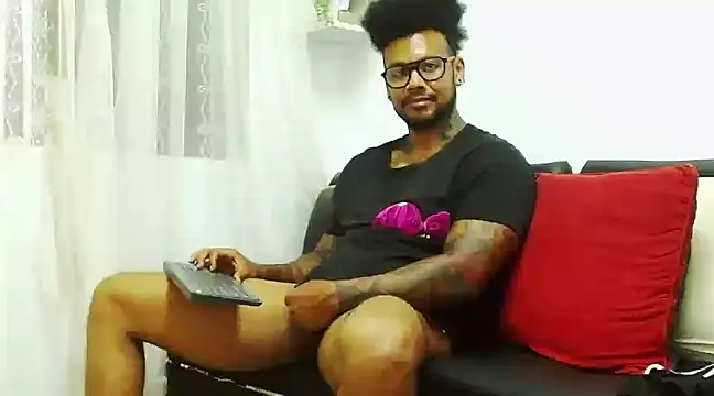 LewisStrong online show from January 7, 9:46 pm