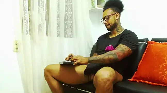 LewisStrong online show from January 24, 10:51 pm