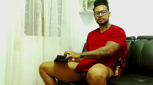 LewisStrong online show from December 13, 11:23 am