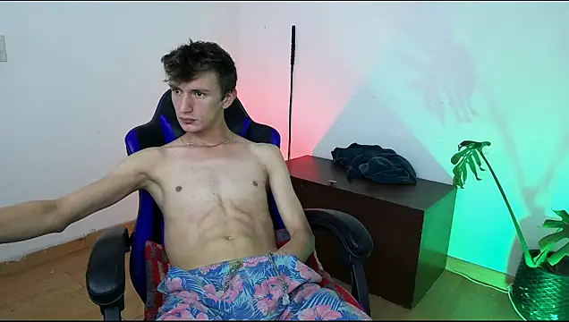 Dan Yagami online show from November 30, 5:48 pm