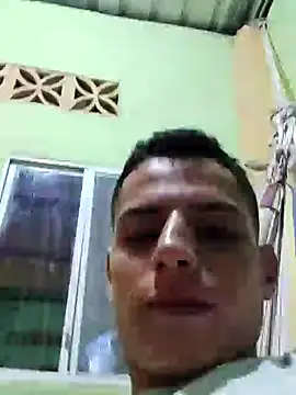 davidcesar99 online show from January 28, 2:32 am