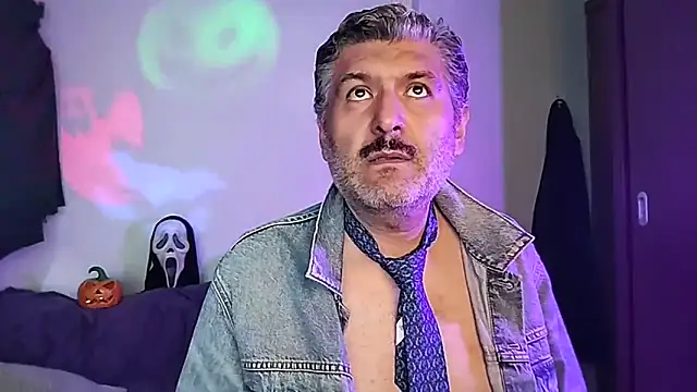 BushBator online show from October 22, 7:01 am