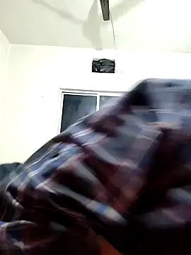 Snapshot of Indiandaddy11 chatting on February 22, 1:34 pm Indiandaddy11 online show from February 22, 1:34 pm