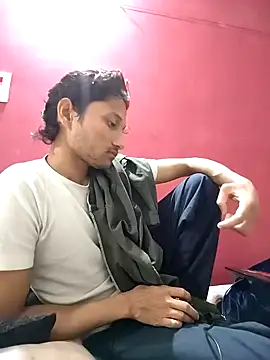 Snapshot of Indiandaddy11 chatting on February 13, 12:43 pm Indiandaddy11 online show from February 13, 12:43 pm
