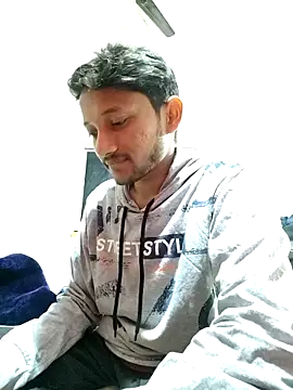Snapshot of Indiandaddy11 chatting on March 10, 6:12 pm Indiandaddy11 online show from March 10, 6:12 pm