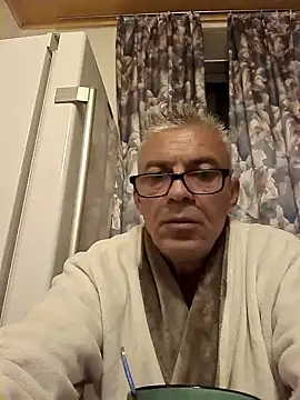 Picolo4111 online show from October 12, 3:33 am
