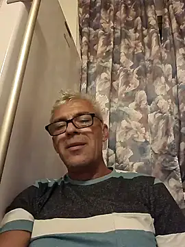 Picolo4111 online show from October 7, 6:12 pm