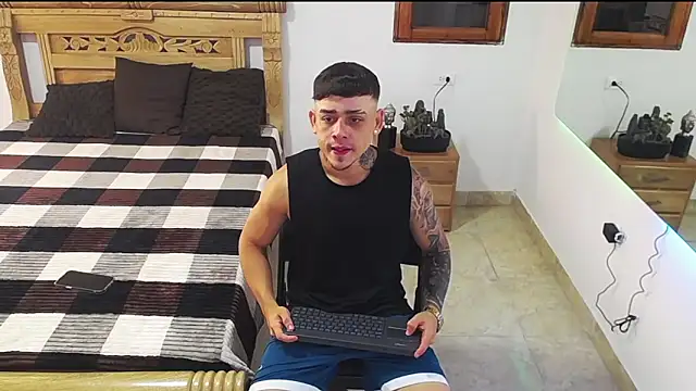 nino rousse online show from November 25, 3:19 am