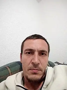 mayk18cm online show from November 1, 1:20 am