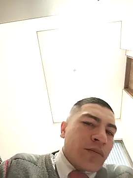 David1997slp online show from April 4, 4:04 pm