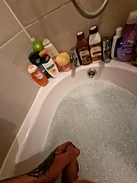 jonjon6578 online show from December 3, 7:22 pm