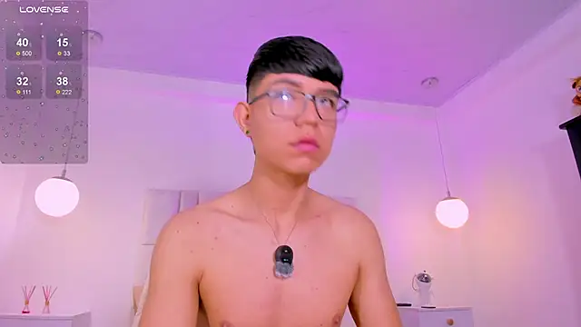 CodyTwink online show from June 19, 11:59 am