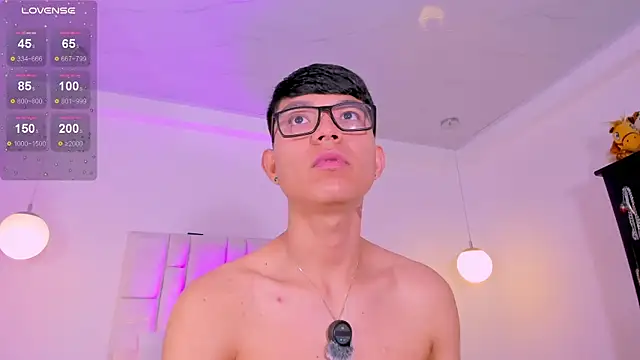 CodyTwink online show from April 23, 1:35 pm