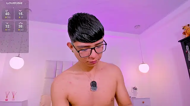 CodyTwink online show from June 18, 11:26 am