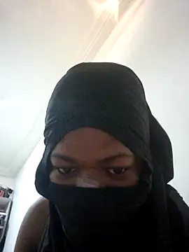 longD157 online show from October 27, 2:19 pm